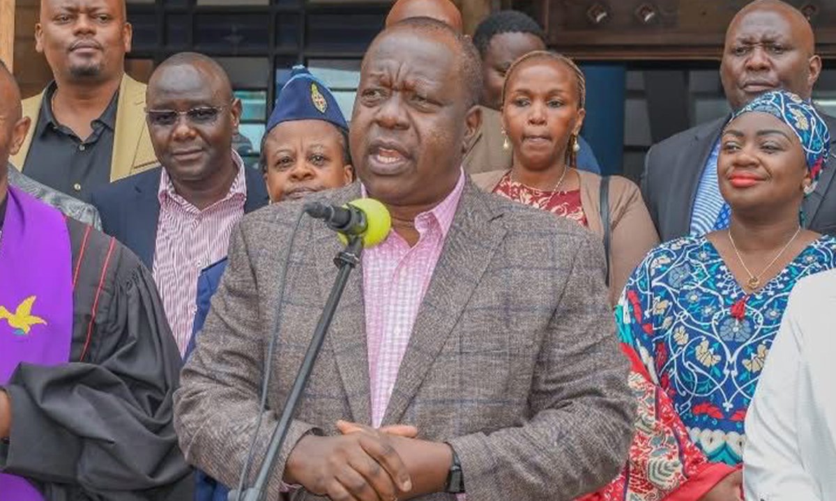 Mnafeli kwa kuruhusu wahuni siasani, Matiang'i aonya Ruto na Murkomen zurl.co/iIR6L