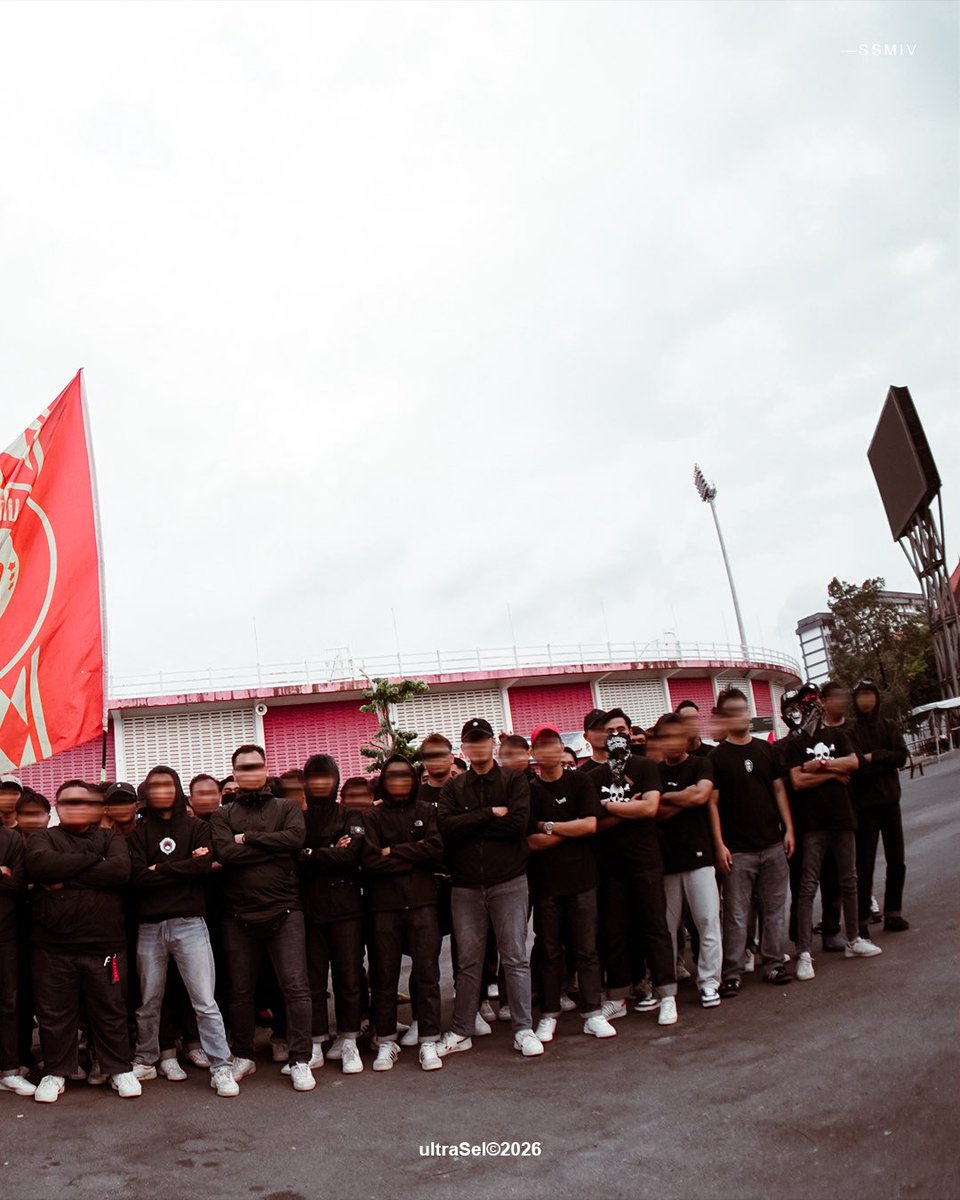 ultraSel_'s tweet photo. Selesai Awayday terakhir untuk musim 2025-2026. 

Berbaki 2 perlawanan untuk musim ini, jadi penuhkan lah teres Pintu Utara, Pintu Open, Pintu Grandstand, segala jenis pintu yang ada dekat Stadium MBPJ untuk 2 perlawanan akhir nanti !! https://t.co/sKue52kBMI