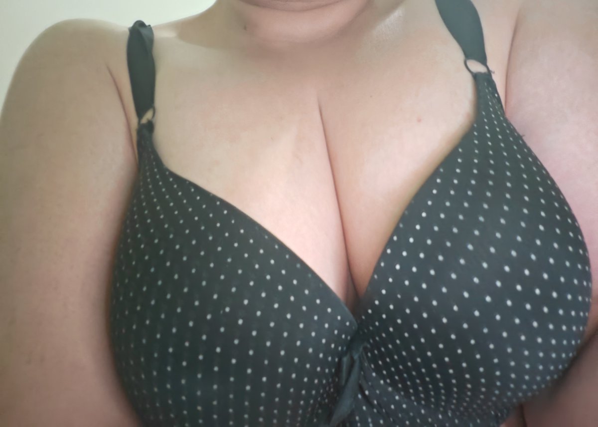 bbw_sally's tweet photo. https://t.co/YrZQhzKJoq