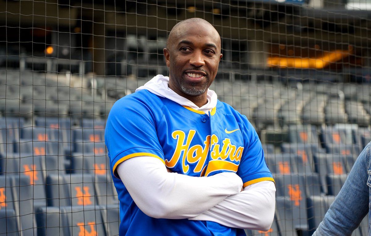 Hofstra Men's Basketball tweet media