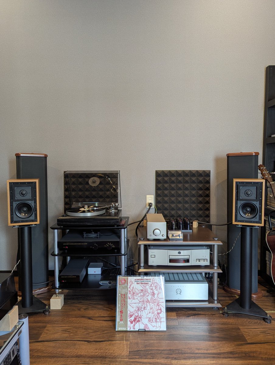 cornerofspace tweet media