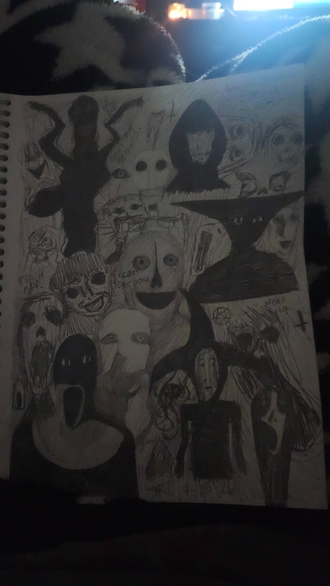 ilovevqmpirez's tweet image. i got bored and im tired so i drew analog it may look booty but its okay

#analog #horror