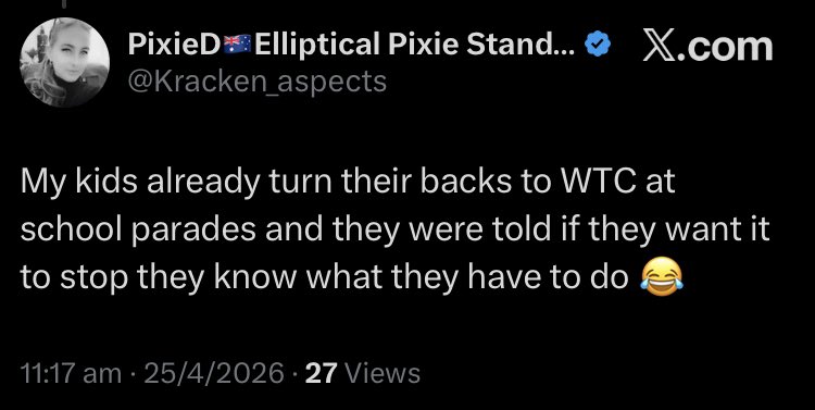 BLUEfingérs 💙💛 tweet media