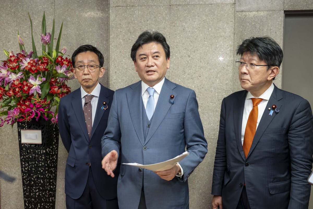 武部新 tweet media