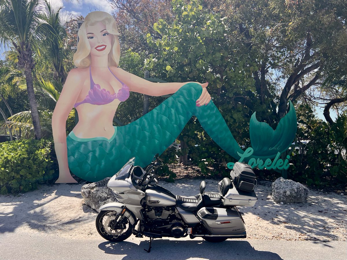 TheOutlawCPA's tweet photo. Finished Day 9 with sights of Traveler in the Upper Keys through Marathon. The 141 miles driven from Florida City, FL to Marathon, FL were beautiful but slow. ⁦@FloridaKeys⁩  @harleydavidson #TTFF https://t.co/Gwk3hV6Ynu