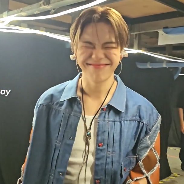 jash 🌳 ☼ tweet media