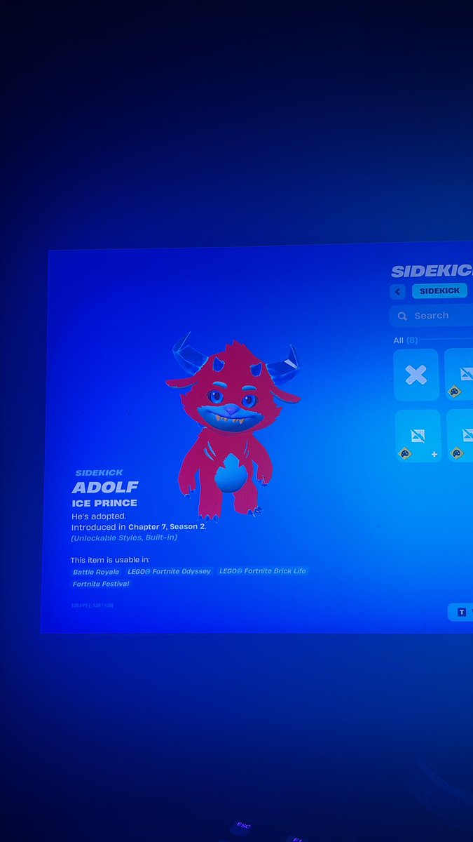 Kammm269037's tweet image. What do you guys think of my Fortnite pet? #Fortnite #gaming