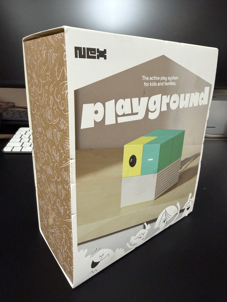 iwski's tweet photo. 今日はもくもく会に「NEX Playground」という謎のゲーム機を買って持ってきた。
個人開発者として研究は欠かさない🤓
https://t.co/Myu3DXrC8w https://t.co/AM1h6KyyzP