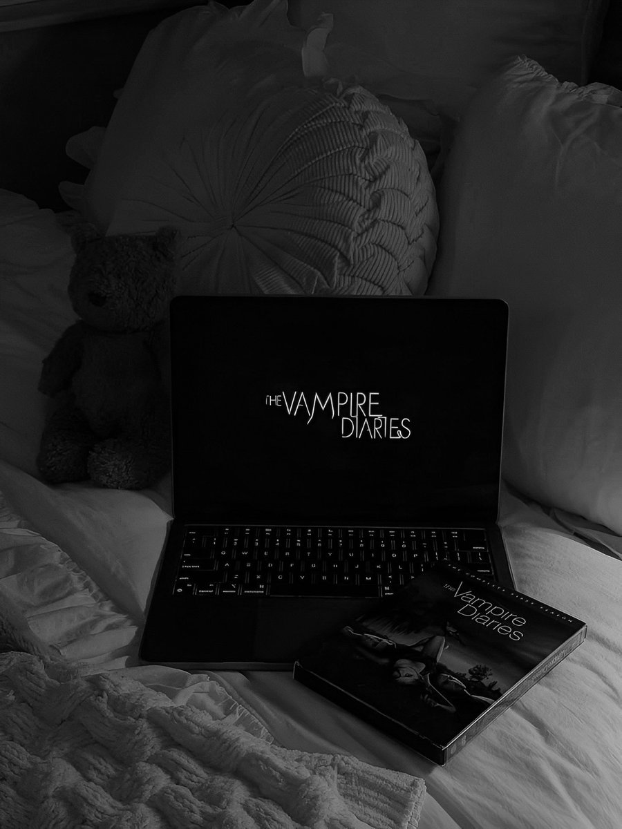 𝚂𝚘𝚏í𝚊 𝚁𝚎𝚕𝚒𝚜𝚑 𝙱𝚛𝚒𝚍𝚐𝚎𝚛𝚝𝚘𝚗. 🤍 tweet media