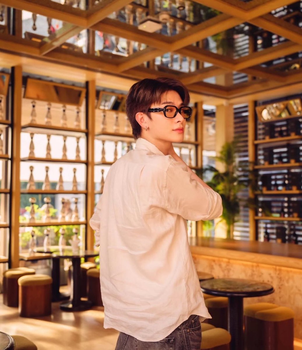 lulooyayaa's tweet photo. หล่อคับพี่ https://t.co/5x0u0LbMse