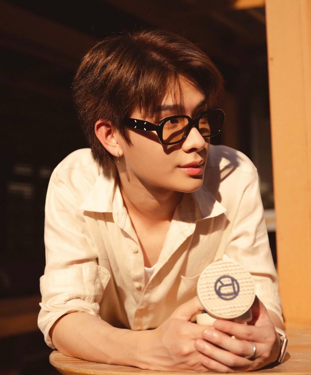 lulooyayaa's tweet photo. หล่อคับพี่ https://t.co/5x0u0LbMse