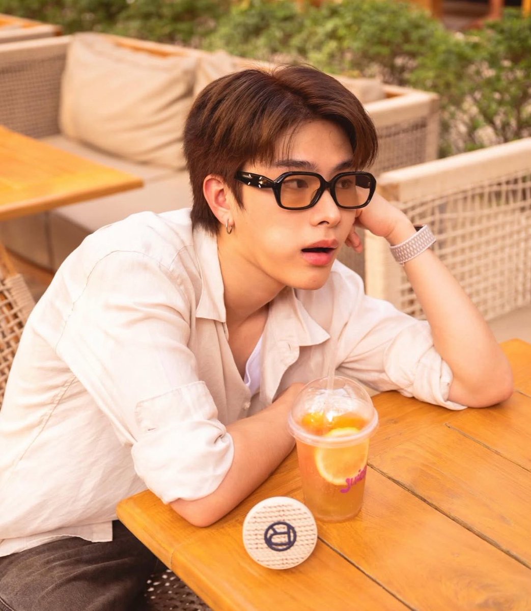lulooyayaa's tweet photo. หล่อคับพี่ https://t.co/5x0u0LbMse