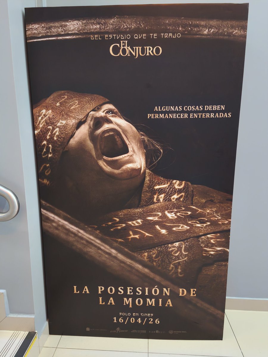 El_Bachi's tweet photo. Después de ver #LaPosesionDeLaMomia solo puedo decir que cortarse las uñas de las patas nunca será lo mismo

PD. Pedazo de película https://t.co/yi5wJxtVd9