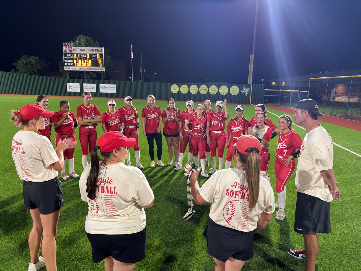 ArgyleISD's tweet photo. 🥎Lady Eagles Softball ➡️ Area Bound!

Argyle sweeps Azle with a commanding 17-3 victory Friday night in Game 2 of the Class 5A Division II Bi-District playoffs at Northwest. 

The Lady Eagles had 12 runs combined in the 6th &amp; 7th innings!! ⚡️

Next Round: Lady Eagles vs. Joshua https://t.co/GpsTXsFcff