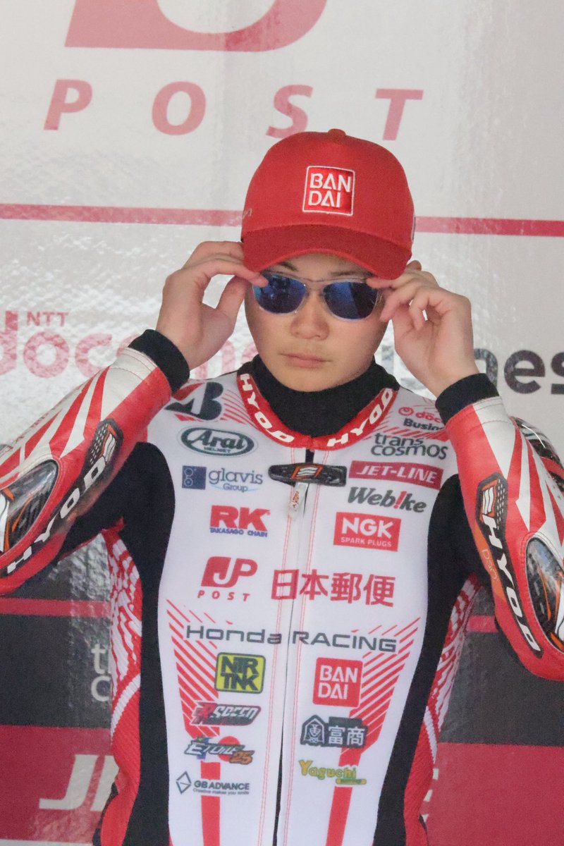 say_row_gun_toy's tweet photo. #全日本ロードレース選手権 #sportslandsugo #jgp3 #pitwalk https://t.co/yTbw5a5YWt