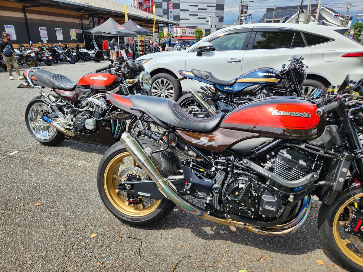 ricoland_group's tweet image. 【Z900RS/CAFEナイトミーティング2026】
 本日開催中です‼️
☑️4月25日（土）～ 16:00まで
☑️ライコランド富士店
Z900RS祭り‼️
参加特典スペシャルステッカー配布あり
ricoland.co.jp/information/20…
#Z900RS
#NIGHTMEETING
#FUJI
#RICOLAND