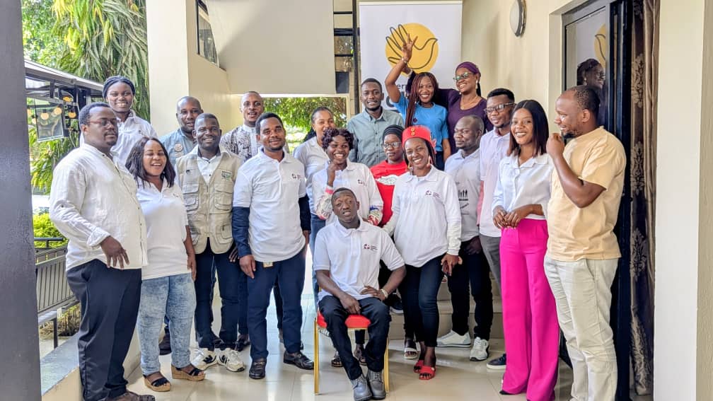 JeannotMolisho9's tweet photo. Renforcement des capacités des OSC de la Jeunesse de l'Ituri sur l'intégration de la sensibilité au conflit dans la programmation et institutionnalisation par @intalert @intalertdrc dans le but d'améliorer la paix et la cohésion sociale aux communautés. https://t.co/5f95QTqmDV