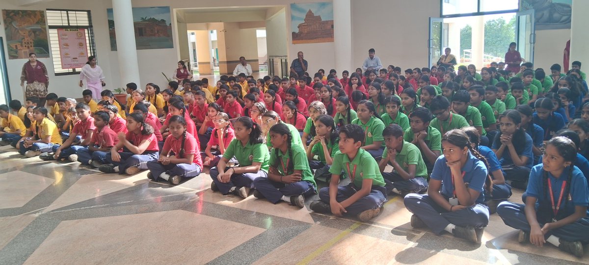 cyberpeacecorps's tweet image. #CyberPeace☮️under the #CyberPeaceInitiative, successfully conducted a CyberPeace First Responder Virtual Session for students of Classes 8th to 10th at KLE School, with support from @Googleorg.

By equipping students with practical strategies and real-world awareness, the