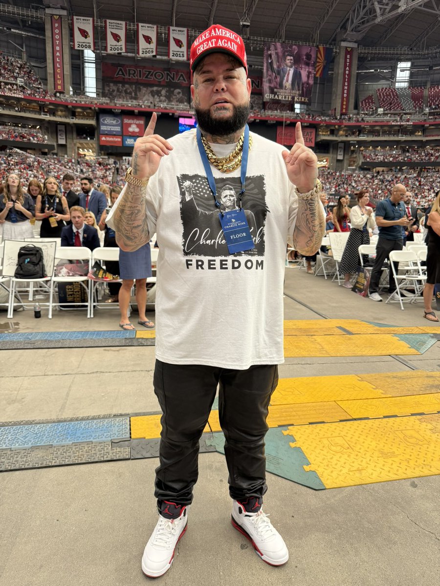 Trumps Nephew tweet media