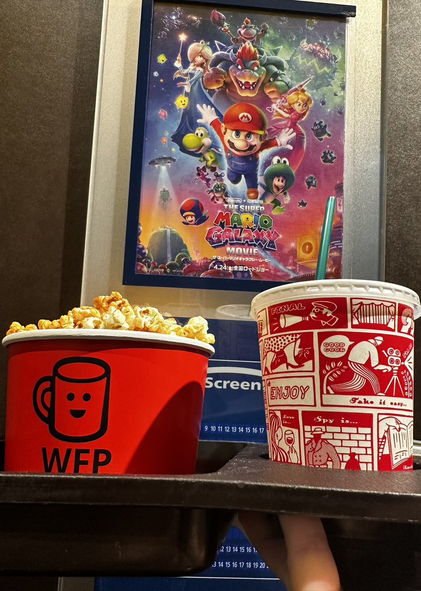 しるばー tweet media