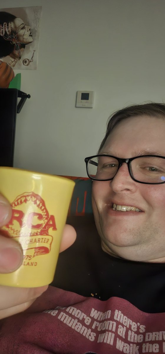 TheMutantFam's tweet image. Cheers folks!

/@Fadingarcader 
#MutantFam
#HorrorCommunity 
#TheLastDriveIn 
@therealjoebob 
@kinky_horror