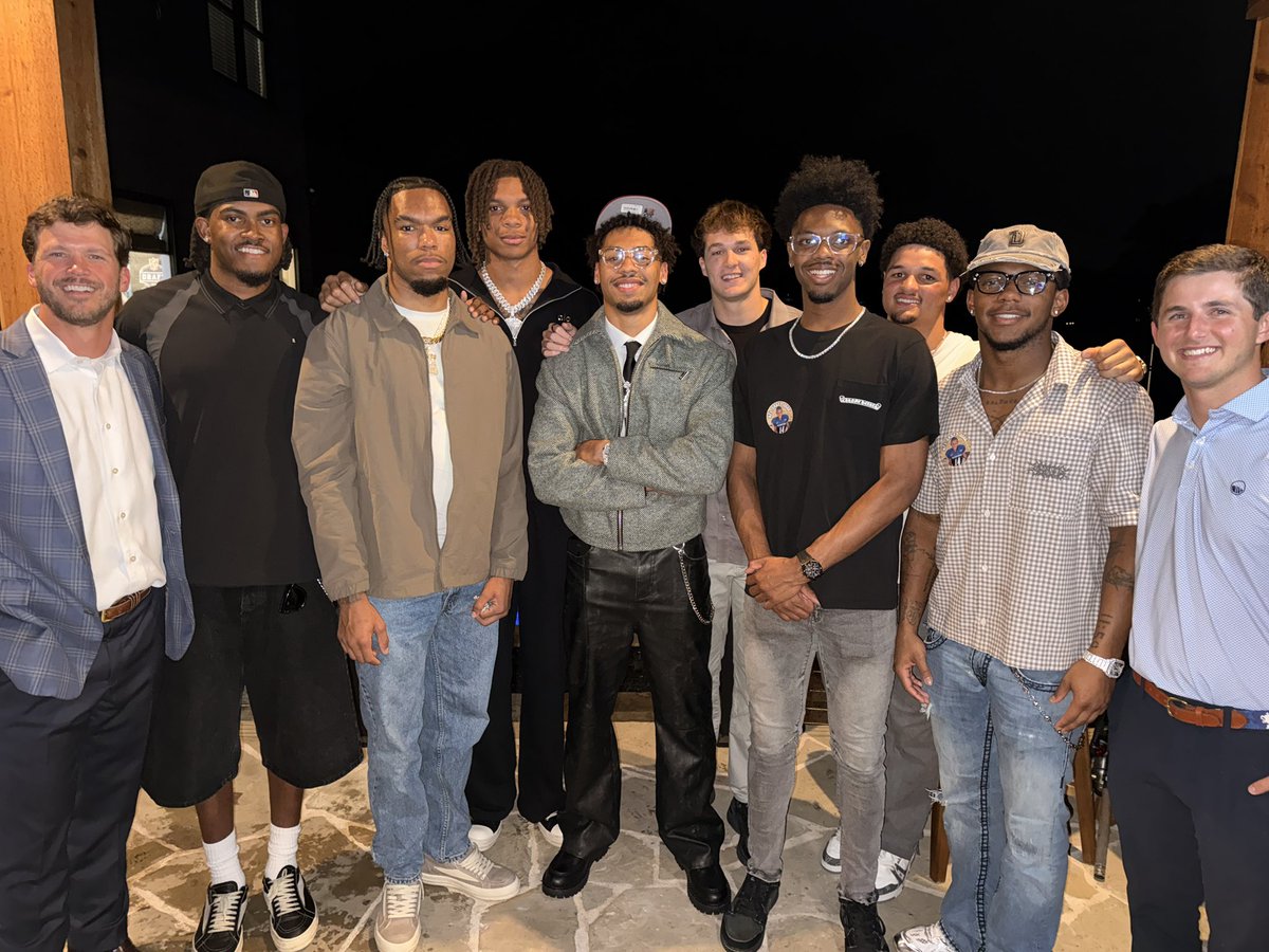 Courtney Holloway tweet media