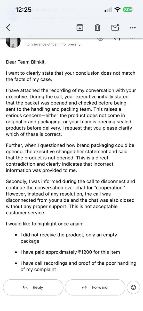 im_varshney's tweet photo. @blinkitcares Here is the chat screenshot and I've sent recording to you on email of your executive where she changes her statements showing the inconsistency of your support team. I’ve also attached the email screenshot I sent earlier.Please look into this issue and resolve it at the earliest https://t.co/zwmCiIPwz1