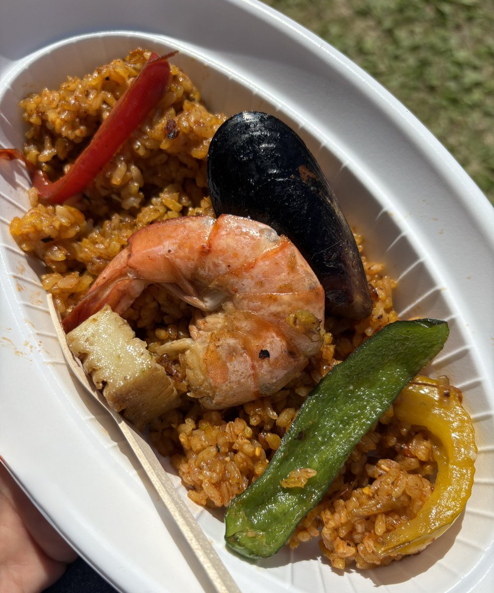 すなこ tweet media