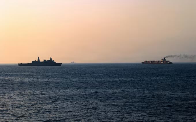 U.S. military officials are developing new plans for potential strikes on Iranian targets in the Strait of Hormuz if the current ceasefire agreement collapses.

According to CNN, the plans focus on “dynamic targeting” of Iranian assets in the Strait of Hormuz area.