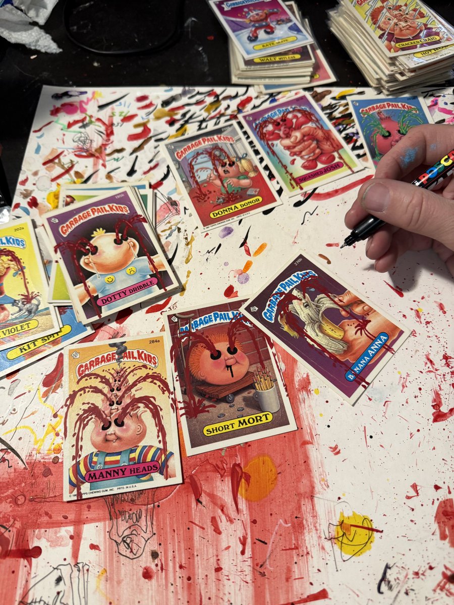 Alex Pardee tweet media