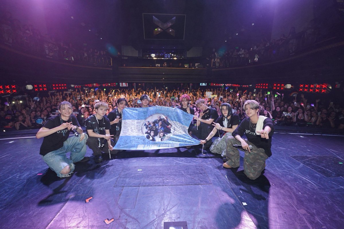 [📸] 26.04.24
#ONEOREIGHT 1st LIVE TOUR -GATHER-
in BUENOS AIRES 🇦🇷

¡Muchas gracias a todos!✨
Tuvimos una noche increíble con ustedes🔥

Thank you so much, 1DERZ ✨
Buenos Aires, what a crazy night🔥
You brought the energy all the way through❤️‍🔥
We had so much fun sharing this