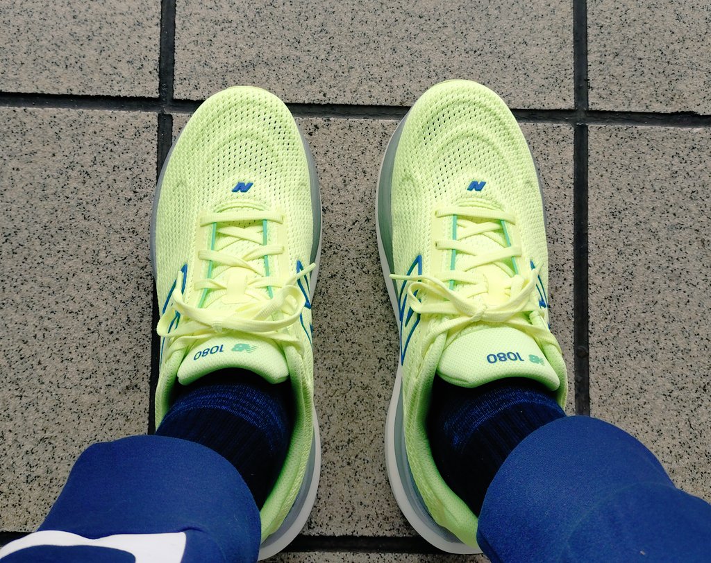 ネイノ 休養中 tweet media