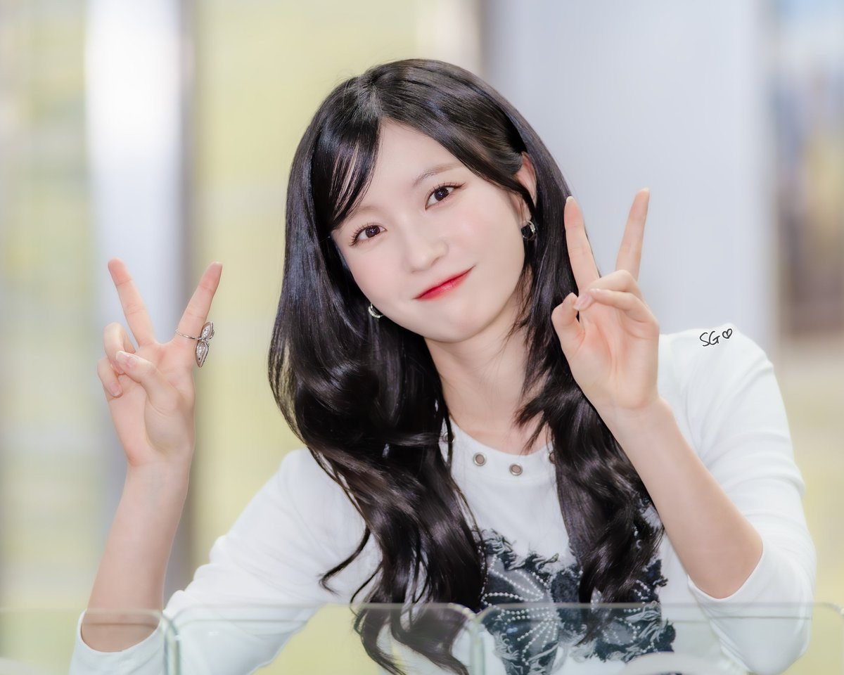 260424
오랜만에 본 유빈💜
귀여워 🥰
#유빈 #OHMYGIRL #오마이걸 #Yubin #쌤과함께