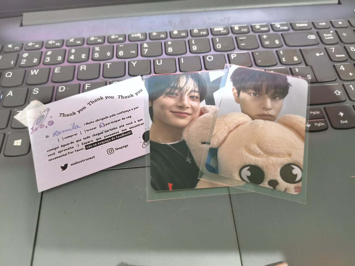 coberoxa's tweet photo. Mail da madrugada de hoje, obrigada @minhostronaut  chegou tudo MT lindinho, ameii https://t.co/fXZkFrL0sL