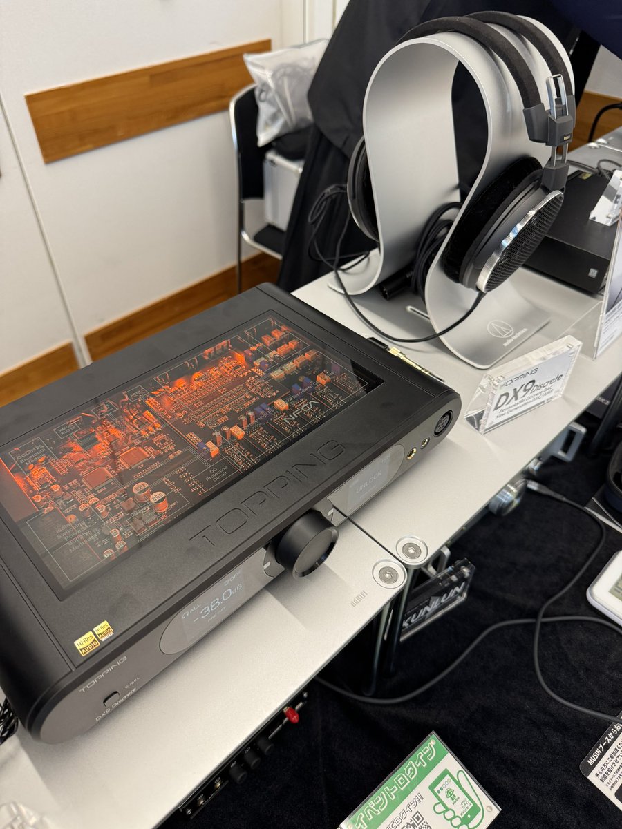 kakeru_accelera's tweet image. #TOPPING #audiotechnica
ヘッドフォン祭り、なう