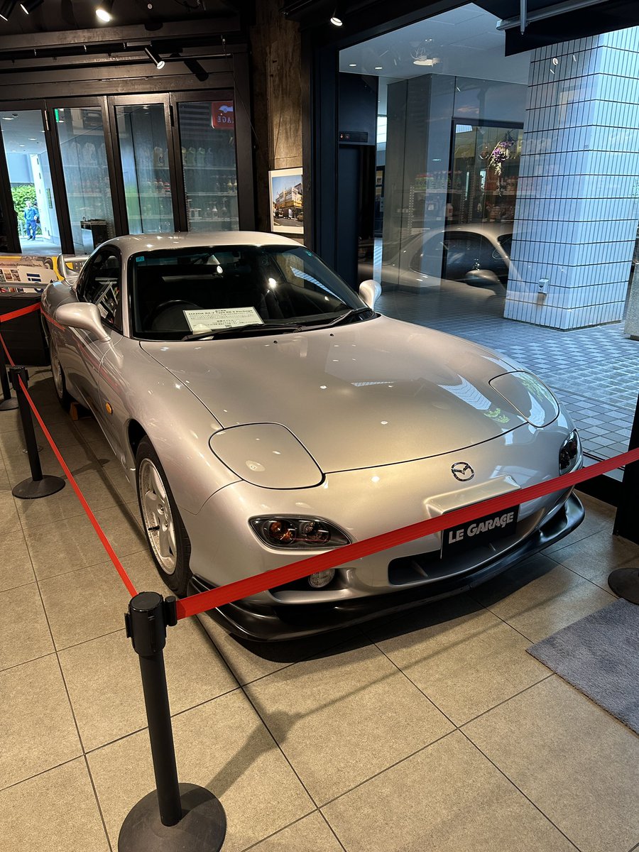 autofilmfesta's tweet photo. なんと、Le Garageさんの店内に展示頂ける事になりました！！
ありがとうございます😊

めちゃくちゃ素敵😊
#autofilmfesta #iaff2026 https://t.co/mFyxPhUfy3