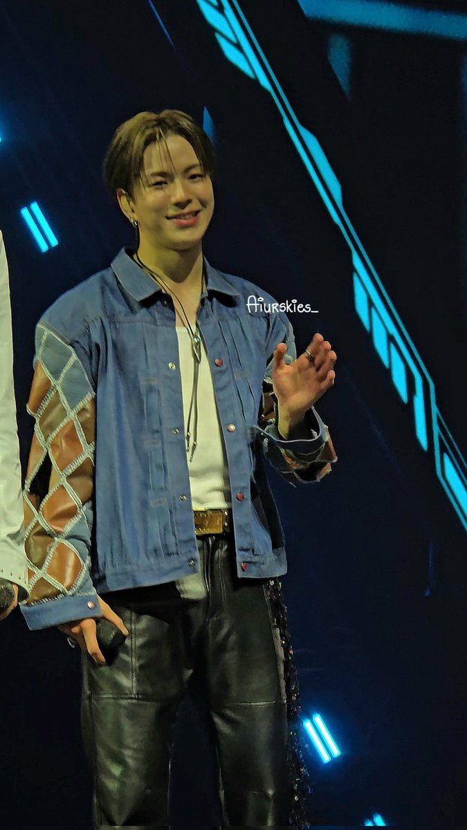 arem 🐶🦔 tweet media