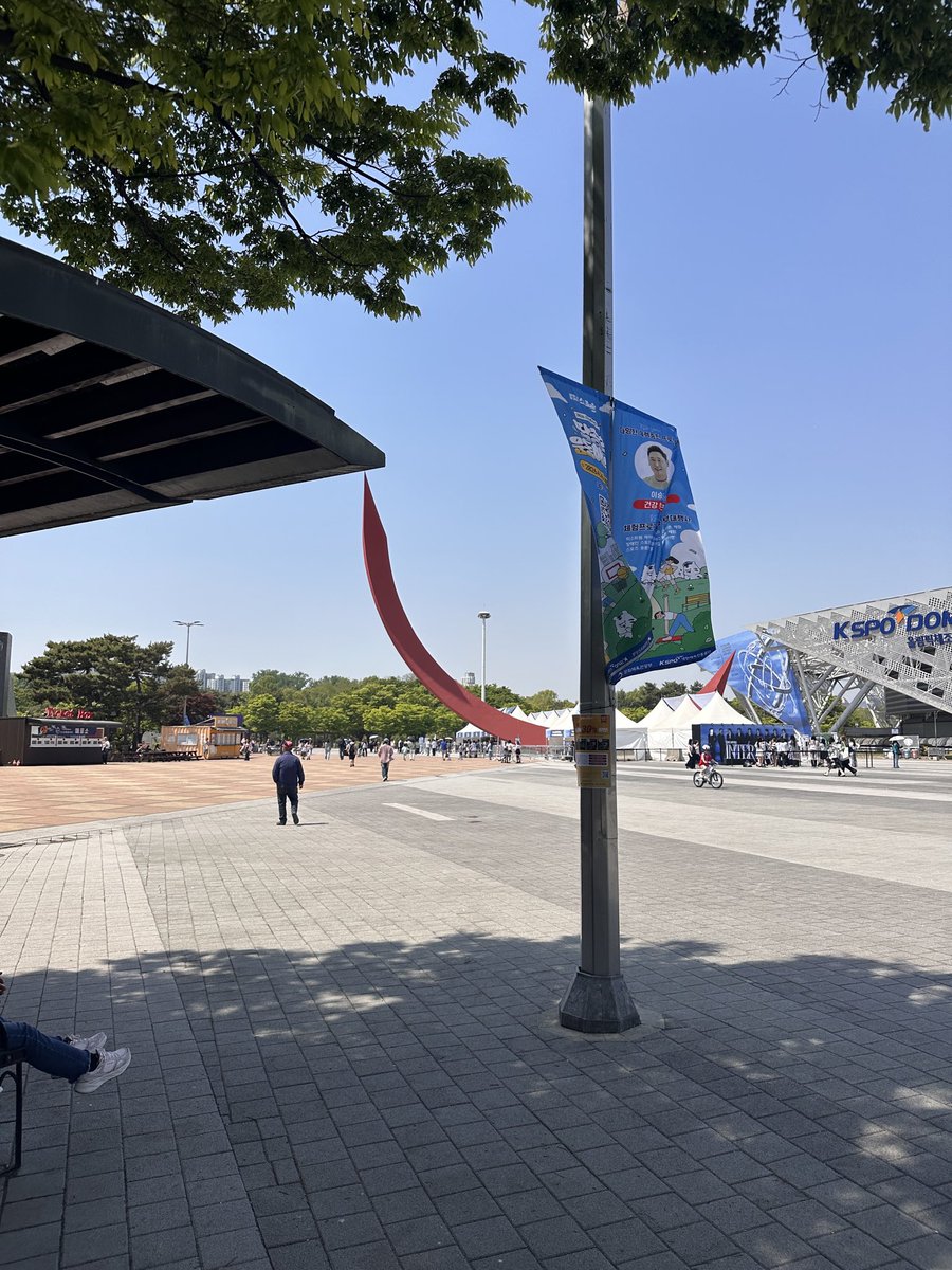 지가나 tweet media