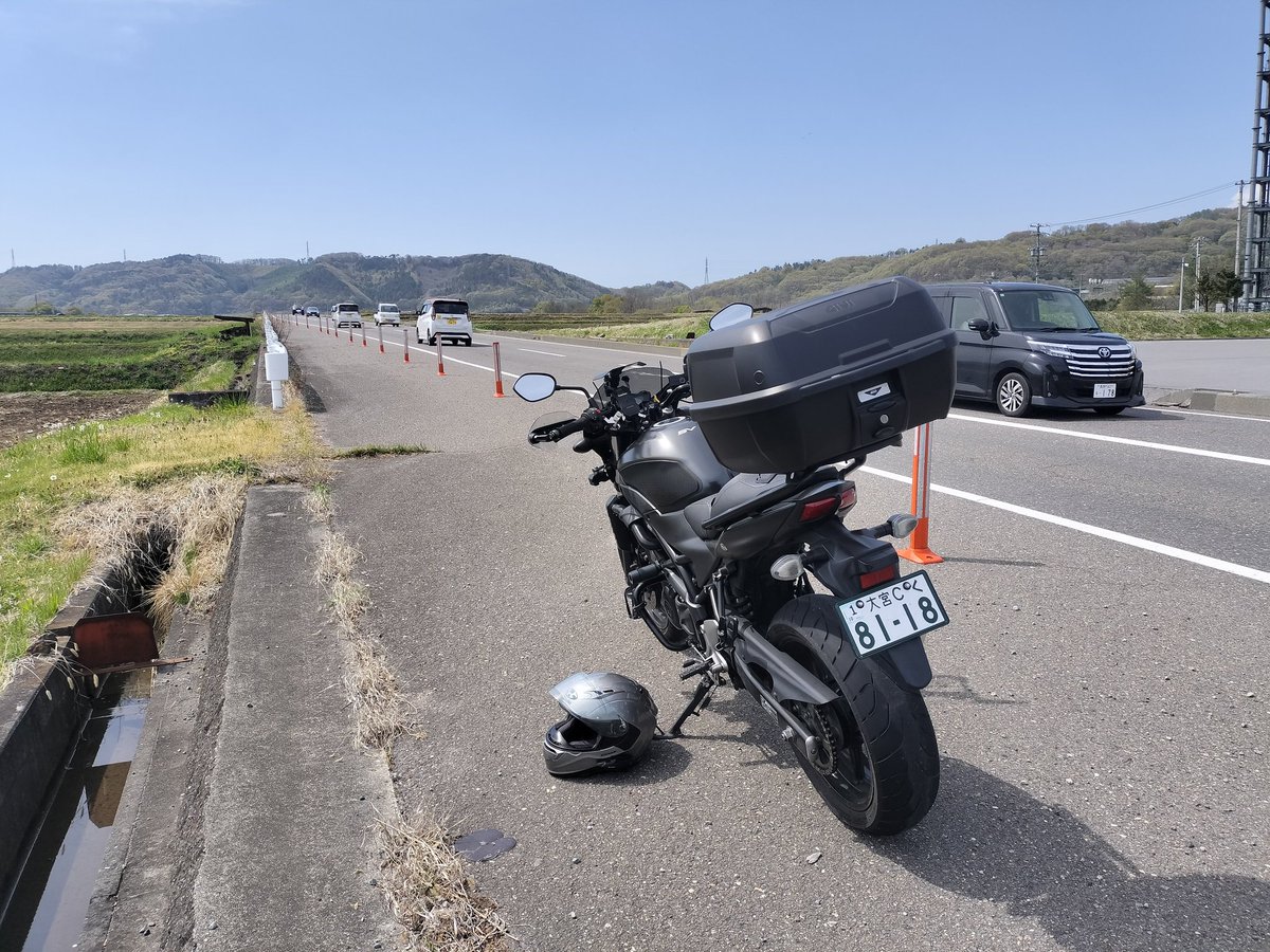 やす@SV650 tweet media