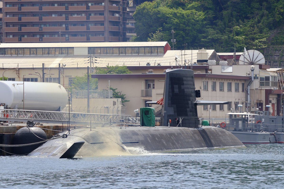 ひだり tweet media