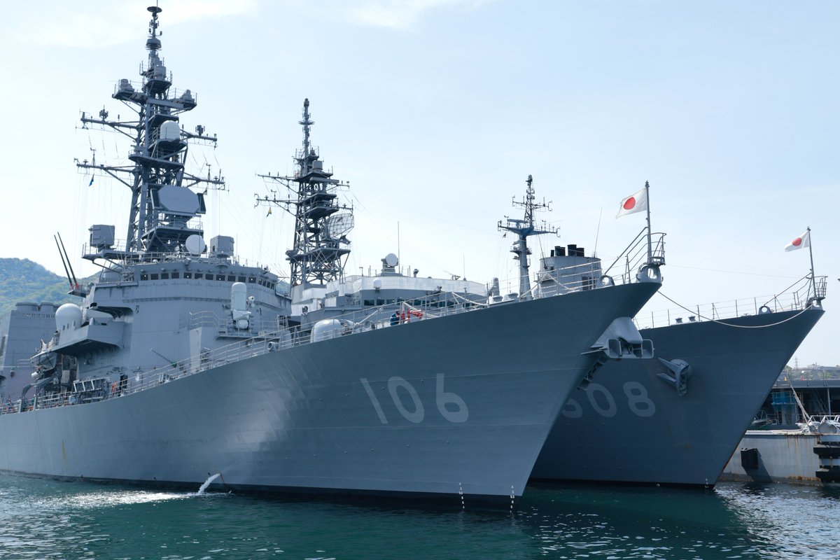 ひだり tweet media