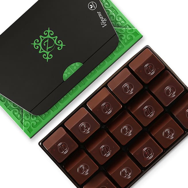 PzSLZjPl4FaYWCJ's tweet photo. 🛒Vegan Chocolate🔗https://t.co/wr5aqQesD8 https://t.co/qMPtLERuYW