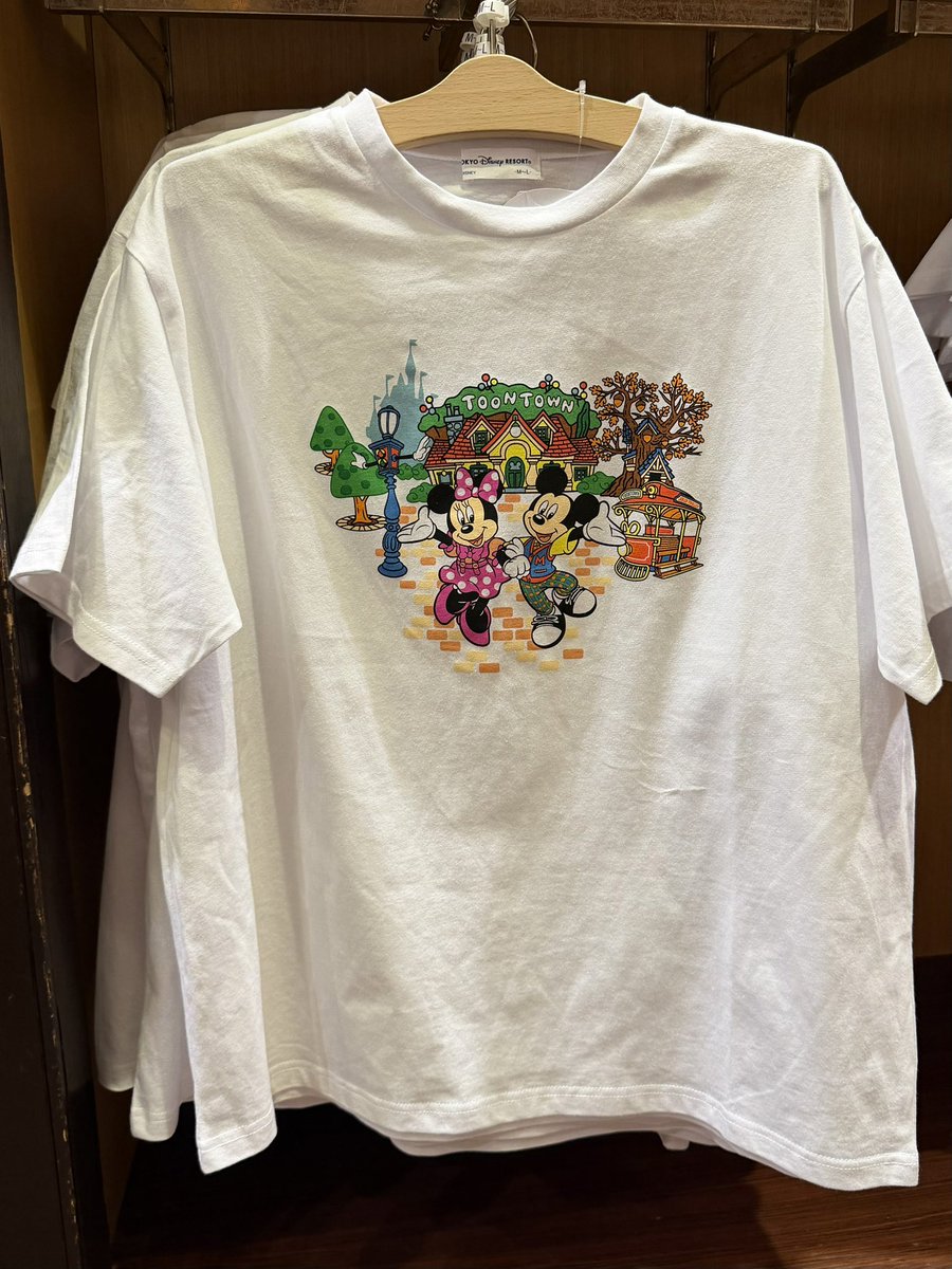 東京ディズニーランド開園43周年を記念したグッズが新発売されました