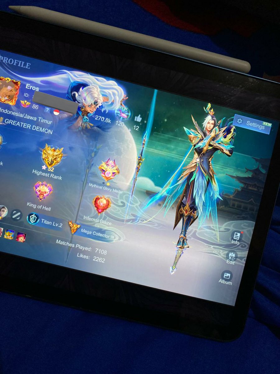 uknowalpha's tweet photo. mayann lah dapat skin 2 collector april ini https://t.co/8H6Hd5R11D