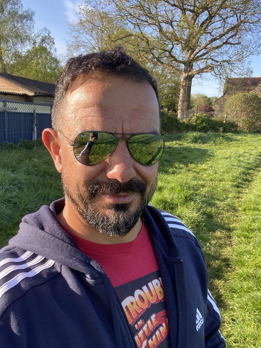 Manfuego tweet media