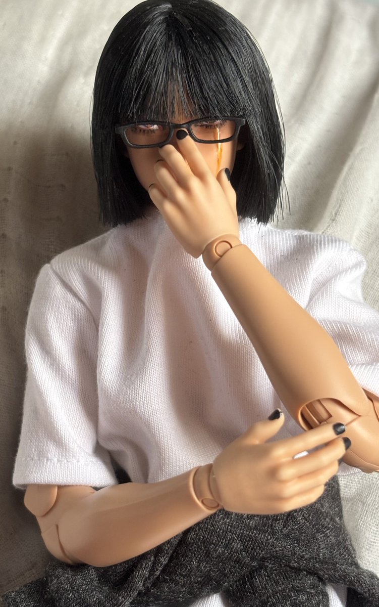 ao4_so's tweet photo. 🐱＠catstar_worksさんの眼鏡が届きました！
バランスやフレームの太さがいい感じすぎていろんな角度から見てはニンマリしています
これで推し（私服の姿）の出来上がりです( ≖͈́ ·̫̮ ≖͈̀ )ホホホ…
なんか既に同じ様な角度のが2枚あるけど推しはなんぼ撮ってもいいですからね、happy
#catstar_works https://t.co/ovJNCcvgp7