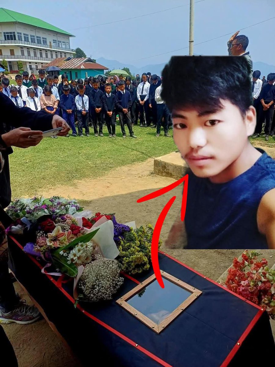 JangminTouthan1's tweet photo. Tangkhul militant who lost his life in atta king kuki village Mulam, Ukhrul district. #StayhomeStaySafe @ukhrultimes @NELiveTV @NortheastToday https://t.co/uCEUTihctX
