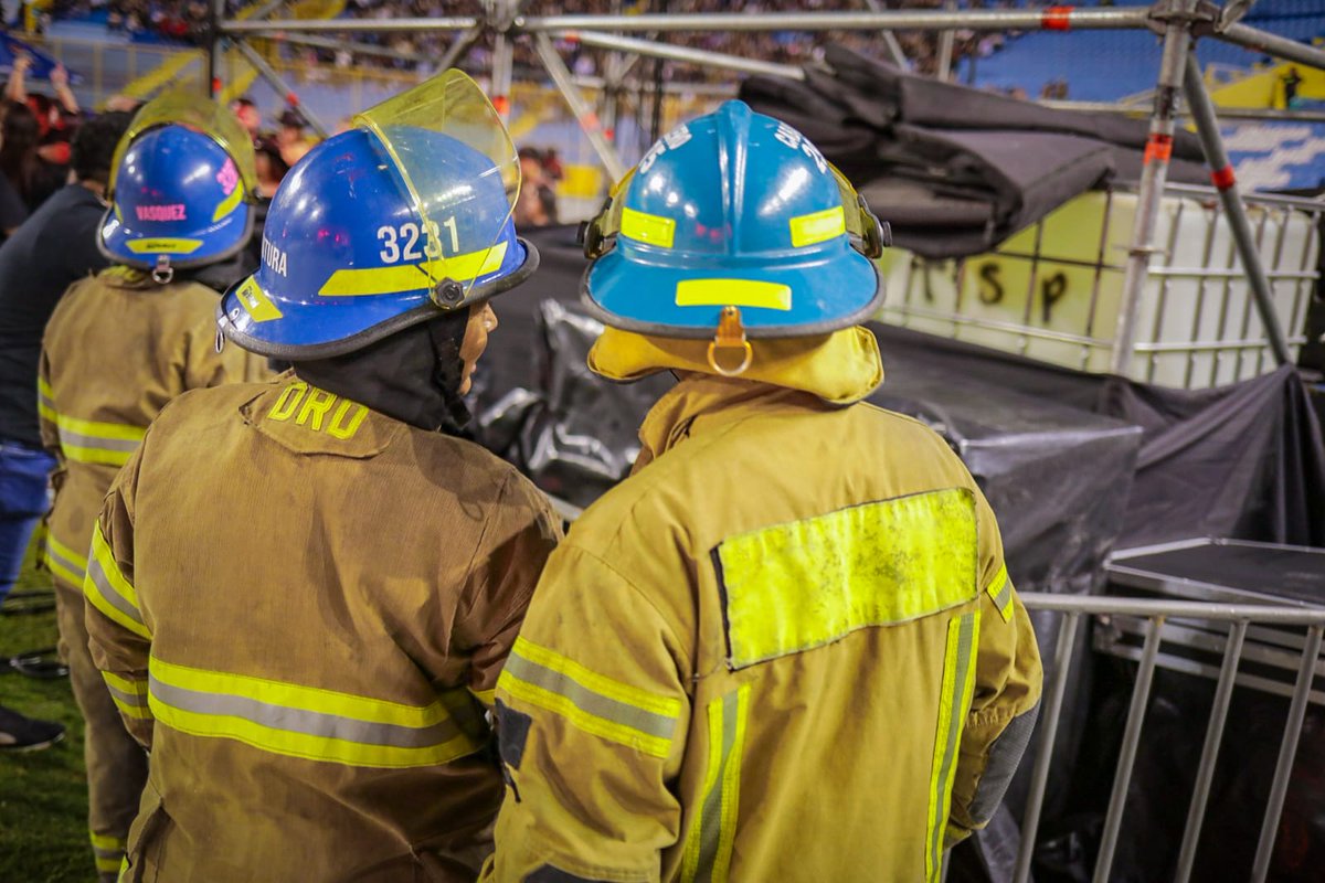 Bomberos El Salvador 🧑‍🚒🚒🇸🇻 tweet media