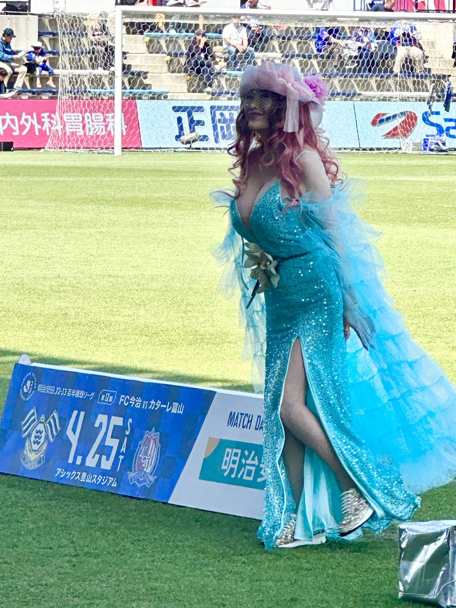 マキチ tweet media