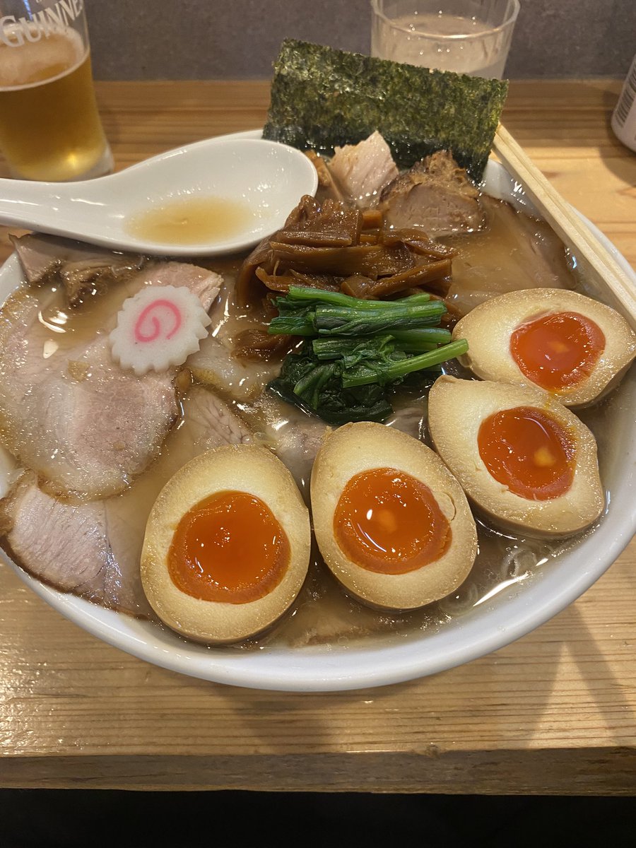 やま tweet media